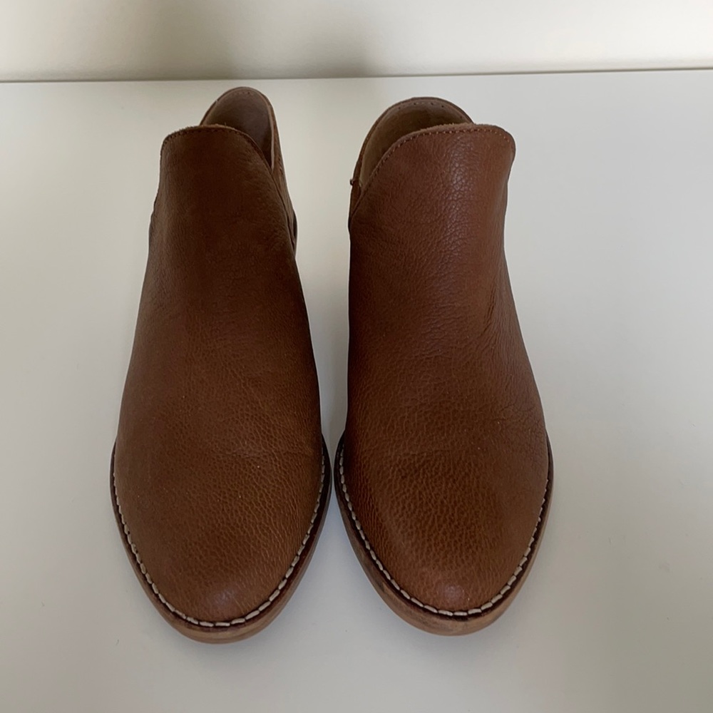 Lucky Brand brown leather ankle boots size 5